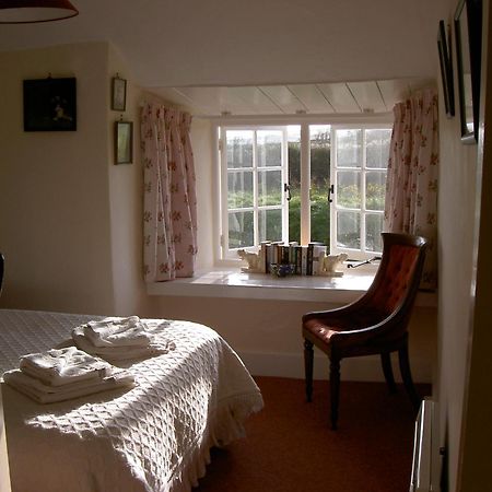 Lower Tresmorn Farmhouse Crackington Haven Exterior foto